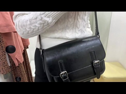 ❤️ Masturbarea în public a tinerei târfe FeralBerry cu un dildo în cabina de probă at ro.risegame.top ❌